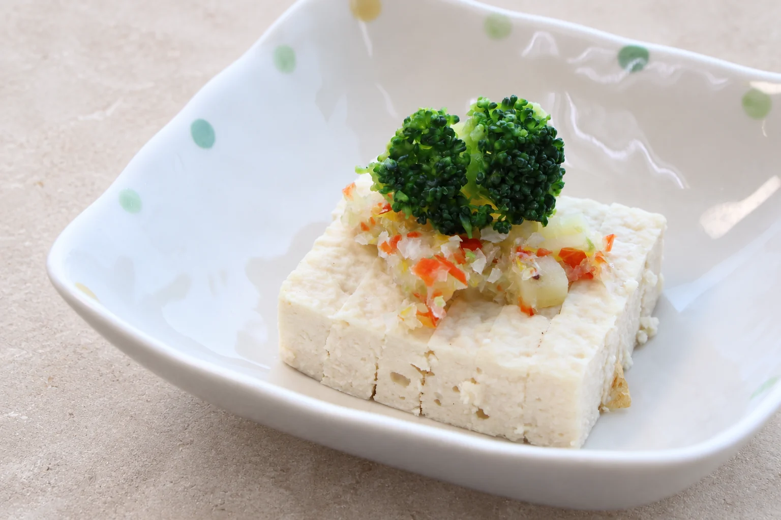 鶏肉と豆腐のヘルシーハンバーグ